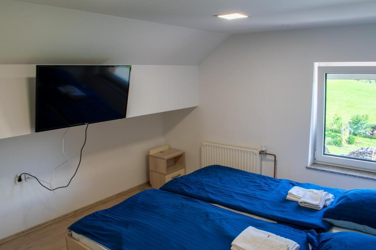 Hotel Hisa Izabela Muta Zewnętrze zdjęcie