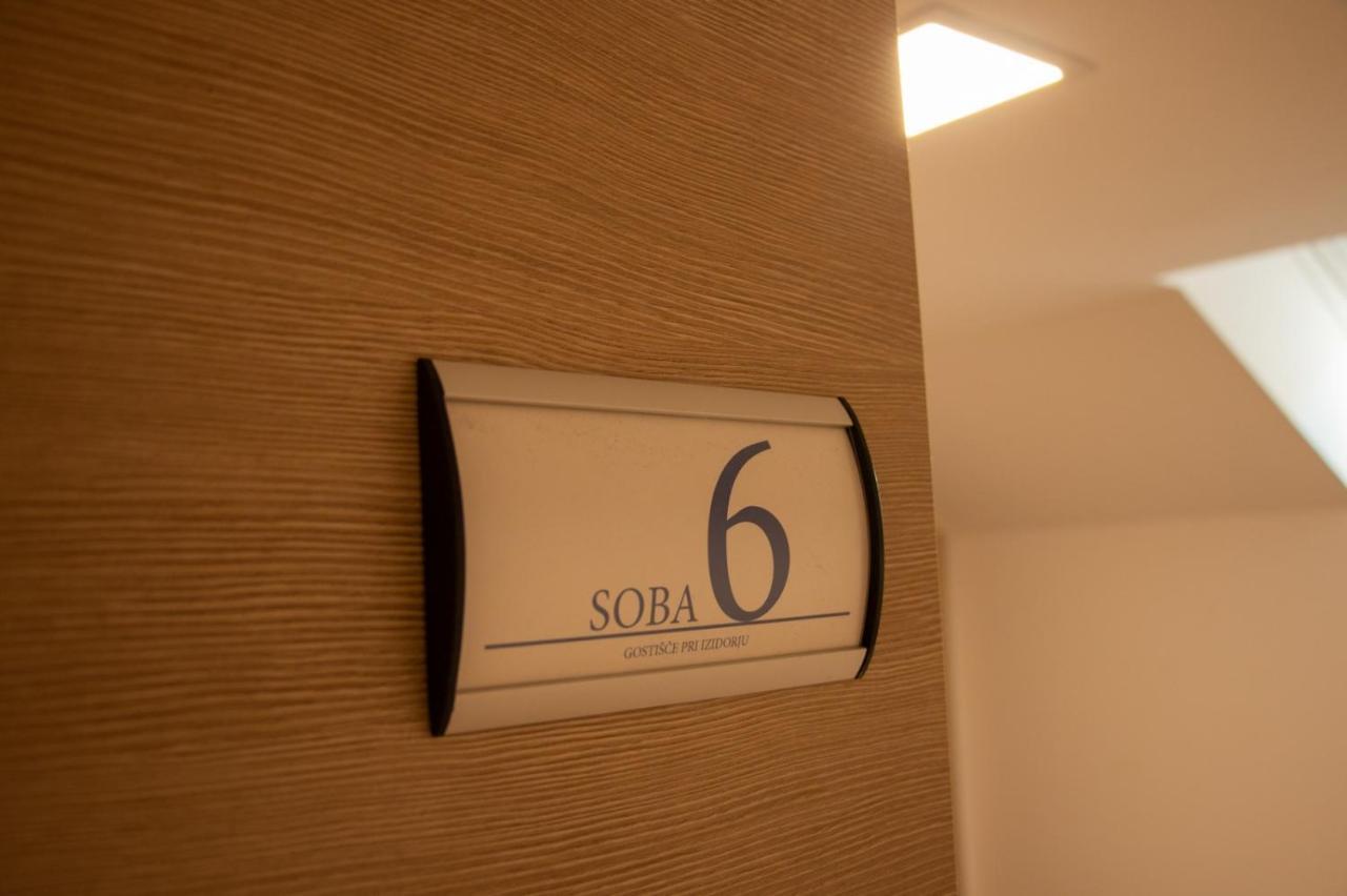 Hotel Hisa Izabela Muta Zewnętrze zdjęcie