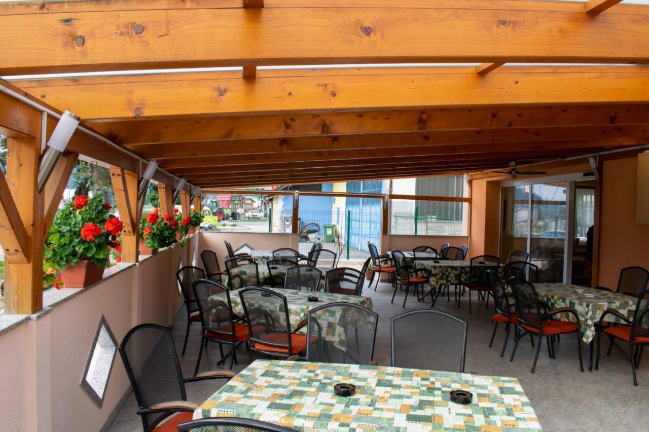 Hotel Hisa Izabela Muta Zewnętrze zdjęcie