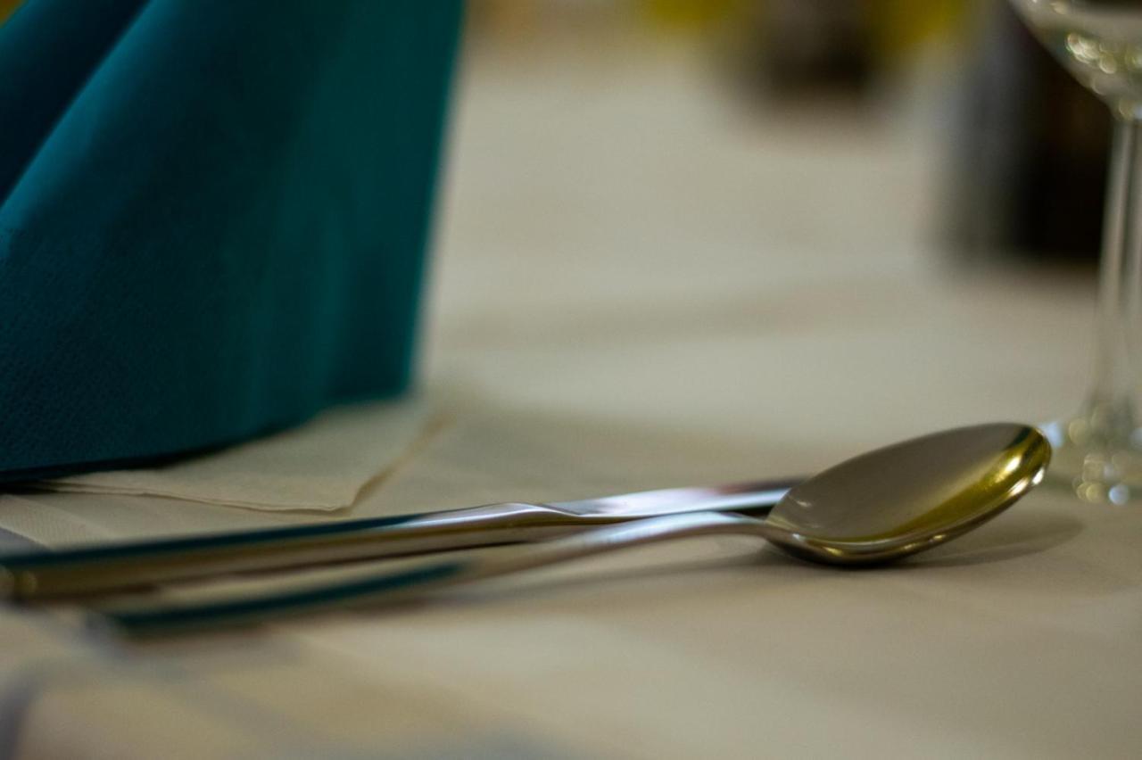 Hotel Hisa Izabela Muta Zewnętrze zdjęcie