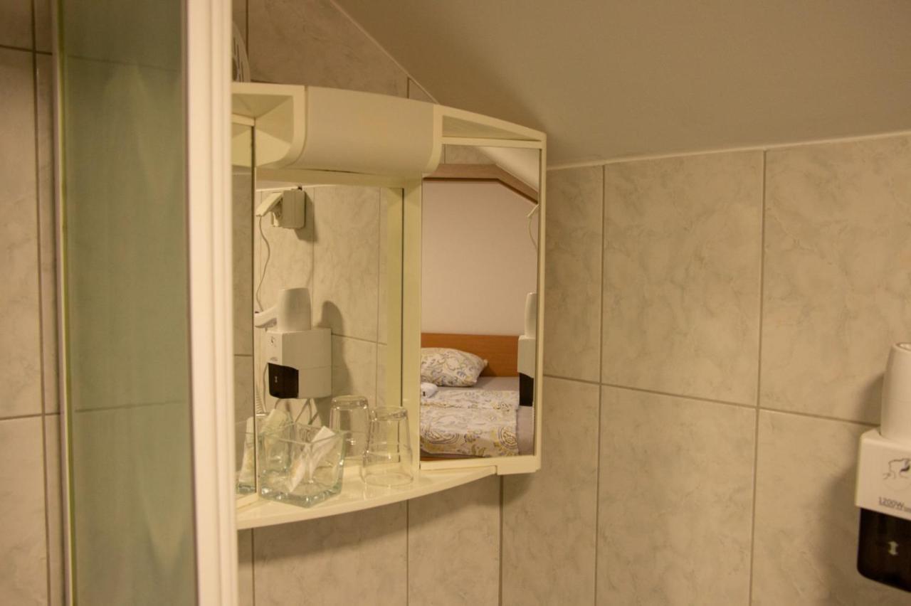 Hotel Hisa Izabela Muta Zewnętrze zdjęcie